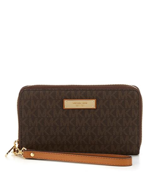 michael kors jet set multifunction phone wallet|Michael Kors zippered wallet.